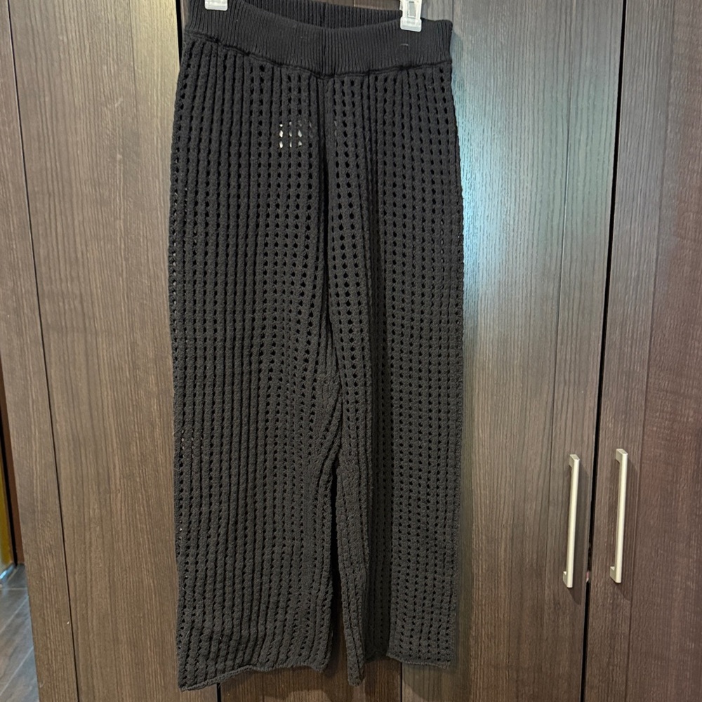 NWT FREE PEOPLE BEACH crochet pants M